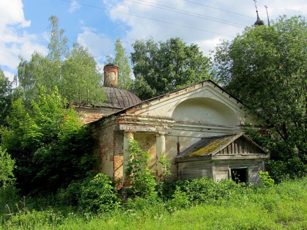 Церковь Казанской иконы Божией Матери, Углево (Галичский район, Костромская область). архитектурные детали