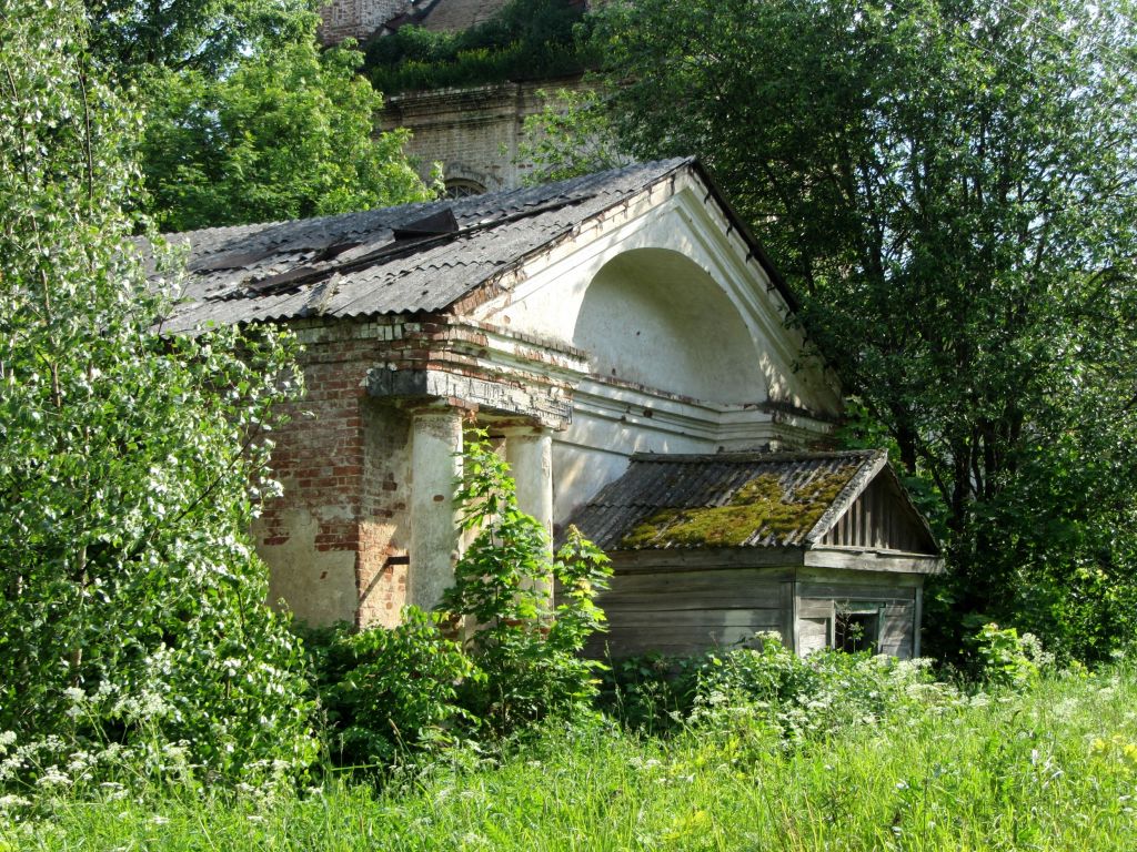 Церковь Казанской иконы Божией Матери, Углево (Галичский район, Костромская область). архитектурные детали