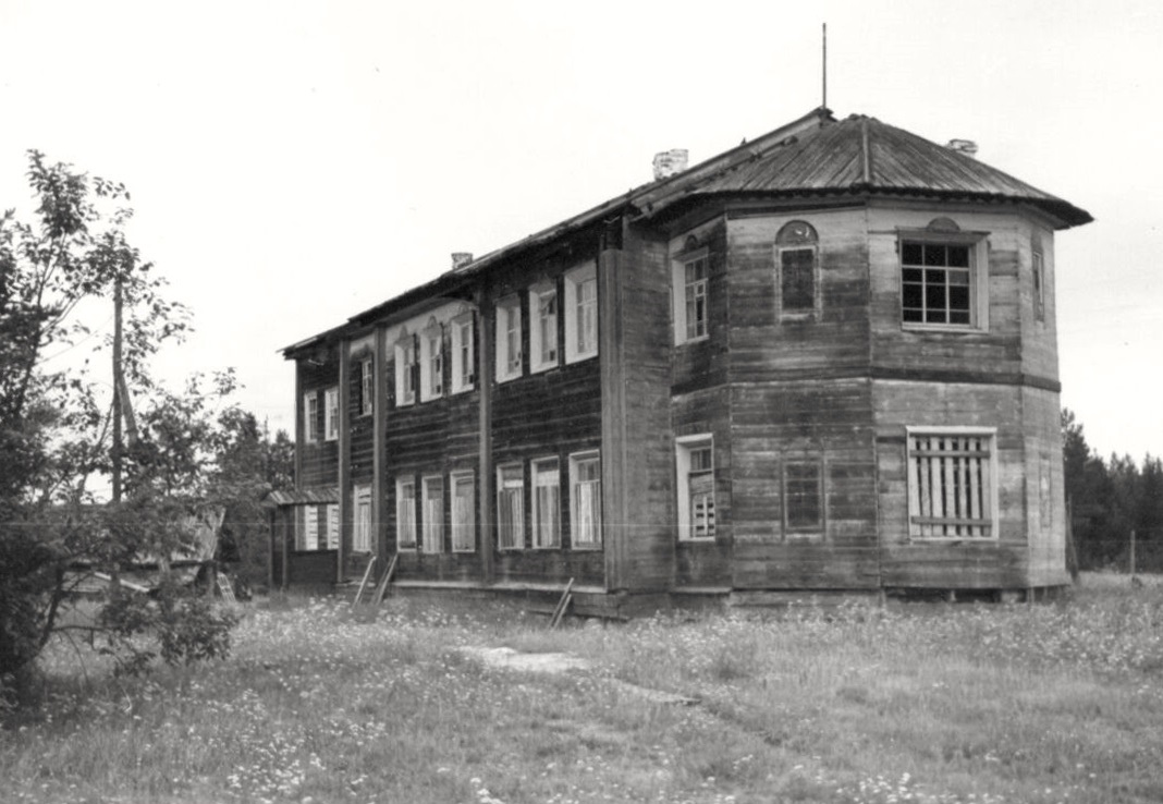 Церковь Николая Чудотворца, Селяна (Вилегодский район, Архангельская область). архивная фотография, Фото 1970-х годов из паспорта ОКН. kartarf.ru