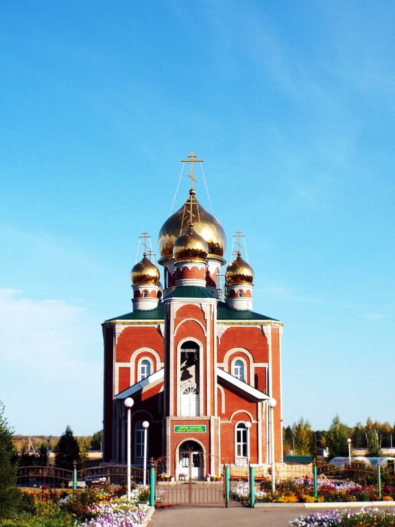 Актюбинский. Церковь Сергия Радонежского. фасады
