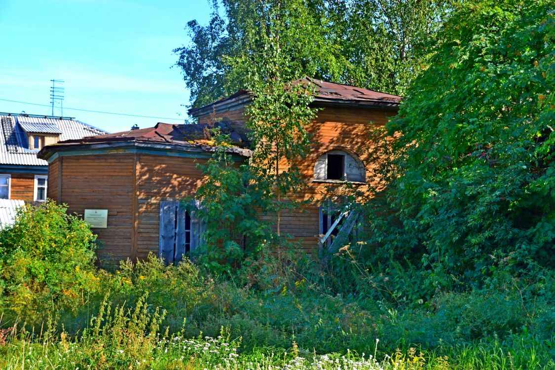 Шенкурск. Церковь Петра и Павла. фасады