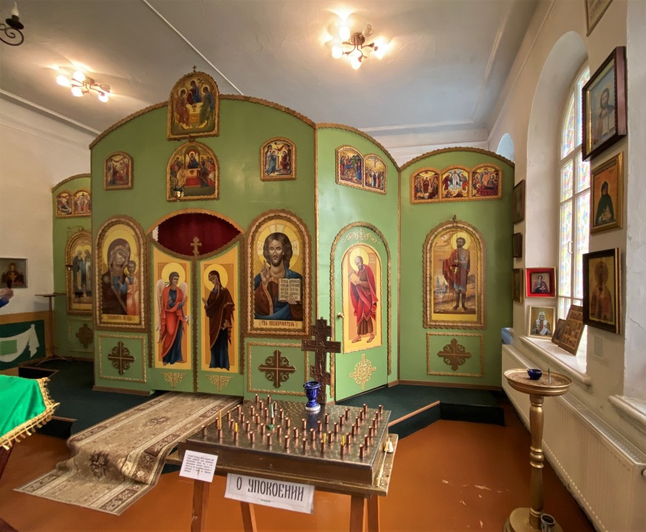 Церковь Прокопия Устюжского, Бродокалмак (Красноармейский район, Челябинская область). интерьер и убранство, Иконостас
