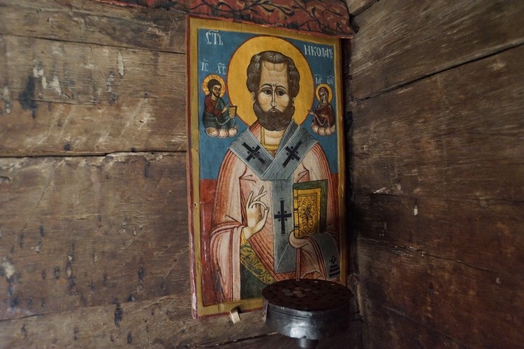 Национальный музей деревни им. Димитрие Густя. Церковь Николая Чудотворца из деревни Тимишень, Бухарест, Сектор 1 (Бухарест, Румыния). интерьер и убранство