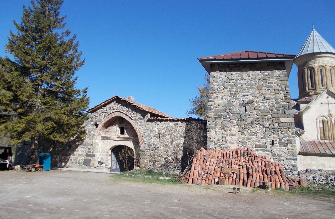 Кватахеви. Успенский монастырь. дополнительная информация