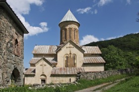 Кватахеви. Успенский монастырь
