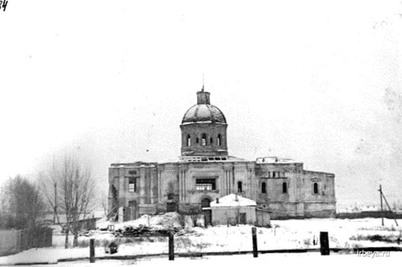 Церковь Воскресения Христова, Ирбит (Ирбит (МО город Ирбит), Свердловская область). архивная фотография, Фото с сайта http://irbeya.ru/page/?id=109&n=120