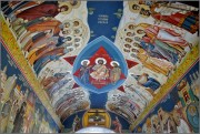 Бухарест, Сектор 5. Монастырь Анфима Иверского. Надвратная колокольня
