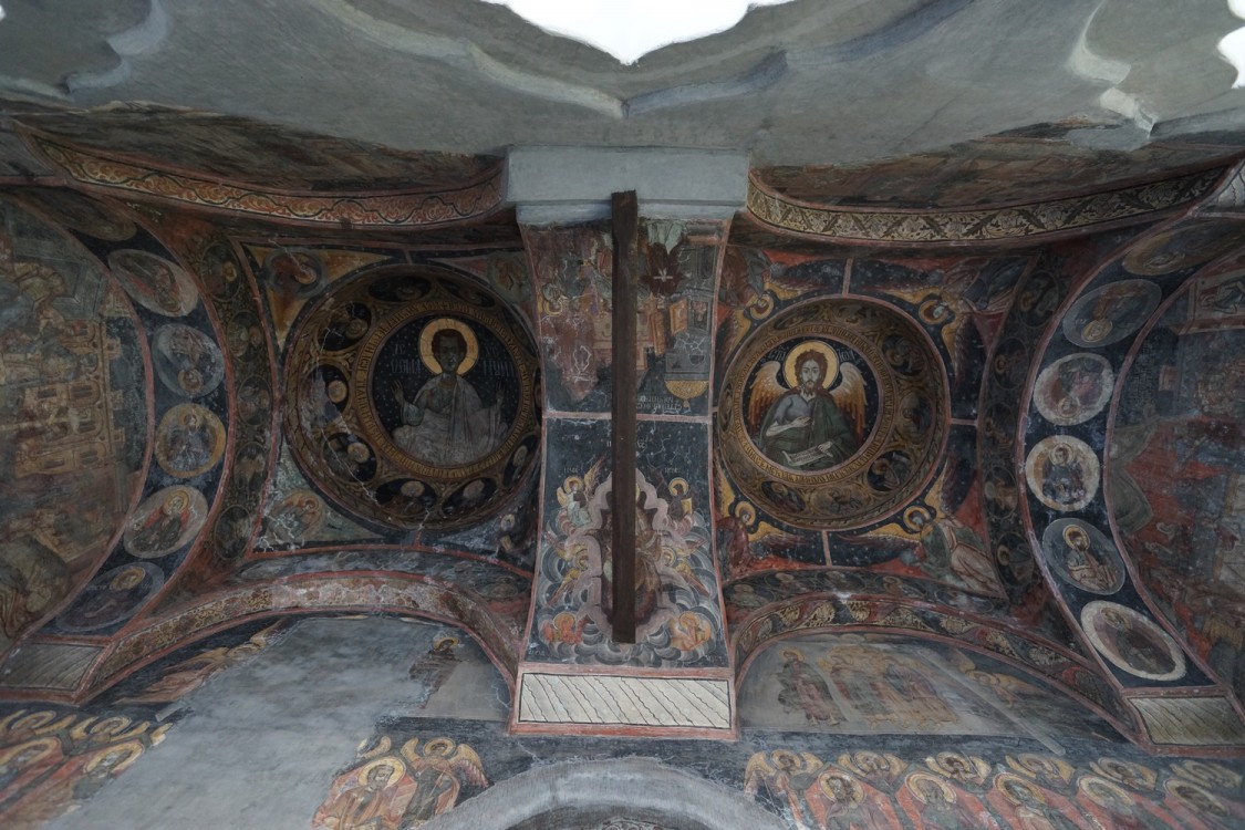 Церковь Успения Анны Праведной, Бухарест, Сектор 2 (Бухарест, Румыния). интерьер и убранство