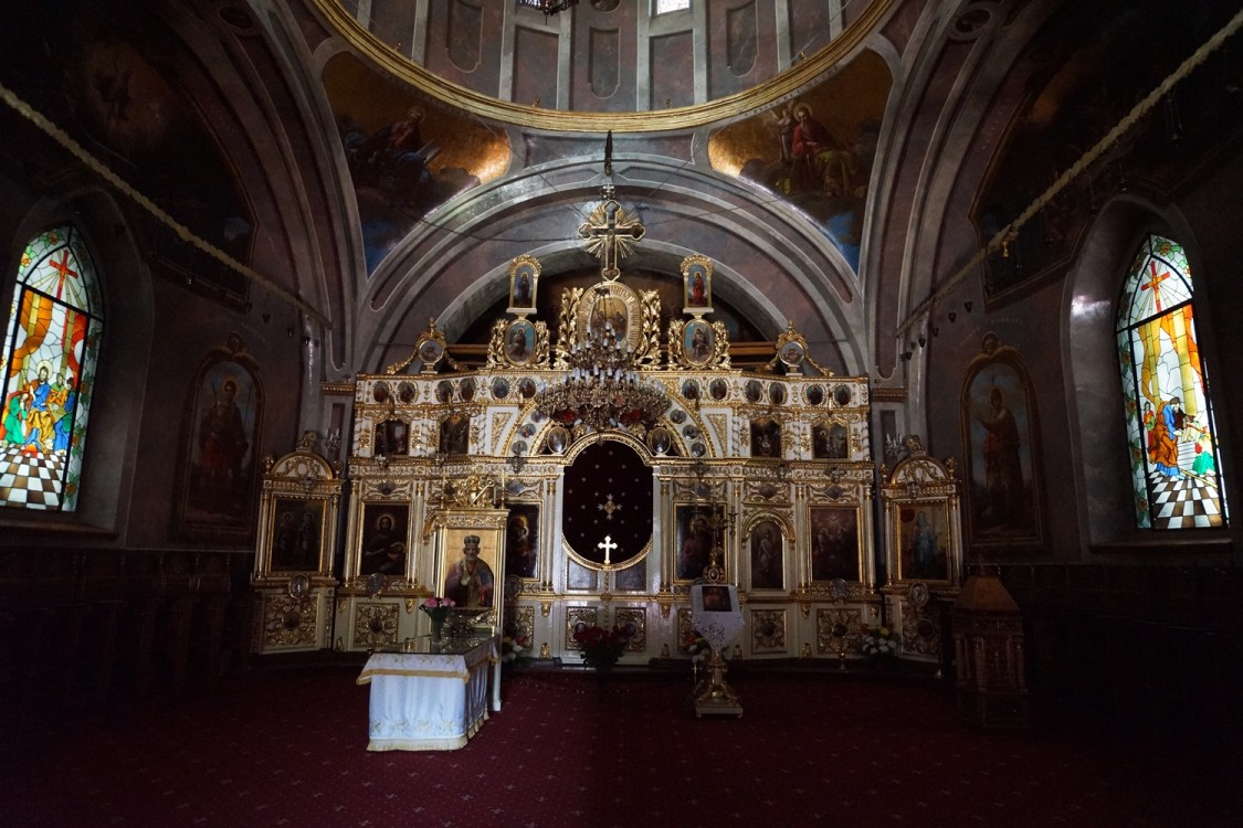 Бухарест, Сектор 4. Церковь Илии Пророка. интерьер и убранство