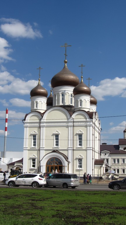 Косино-Ухтомский. Церковь Троицы Живоначальной в Кожухове. фасады