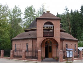Фрязино. Церковь Владимира равноапостольного на Новом кладбище