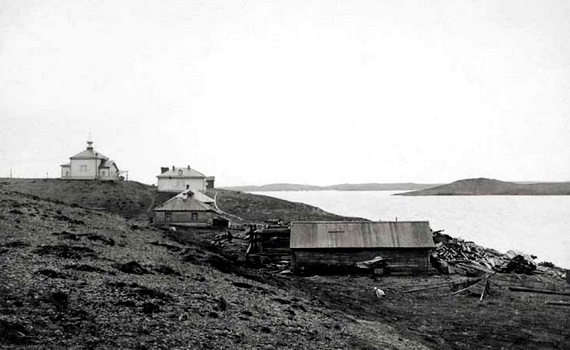 Церковь Николая Чудотворца, Малые Кармакулы (Новая Земля, Архангельская область). архивная фотография, Фото с сайта belushka.ru