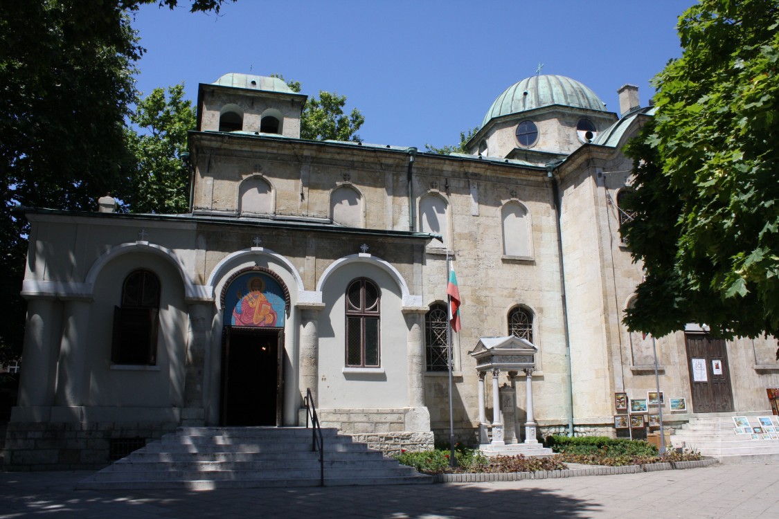 Церковь Николая Чудотворца, Варна (Варненская область, Болгария). фасады