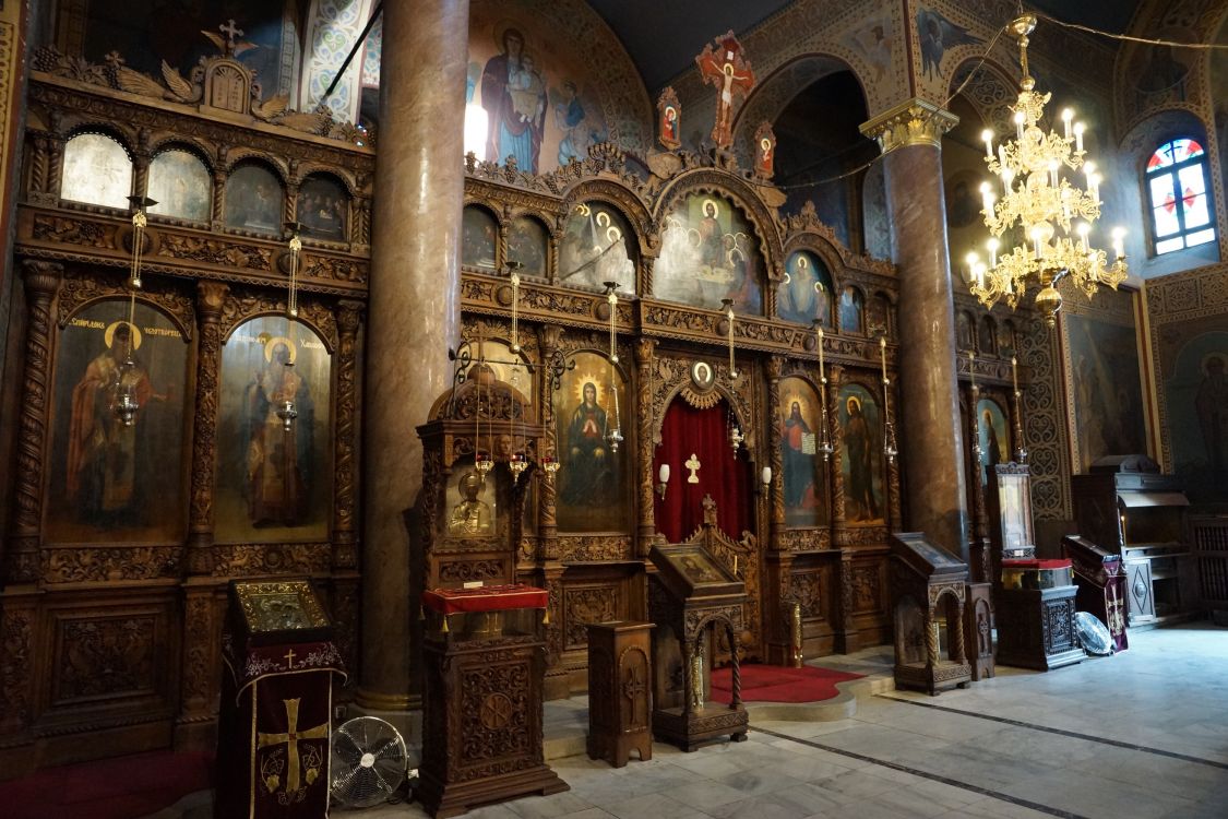 Церковь Николая Чудотворца, Варна (Варненская область, Болгария). интерьер и убранство