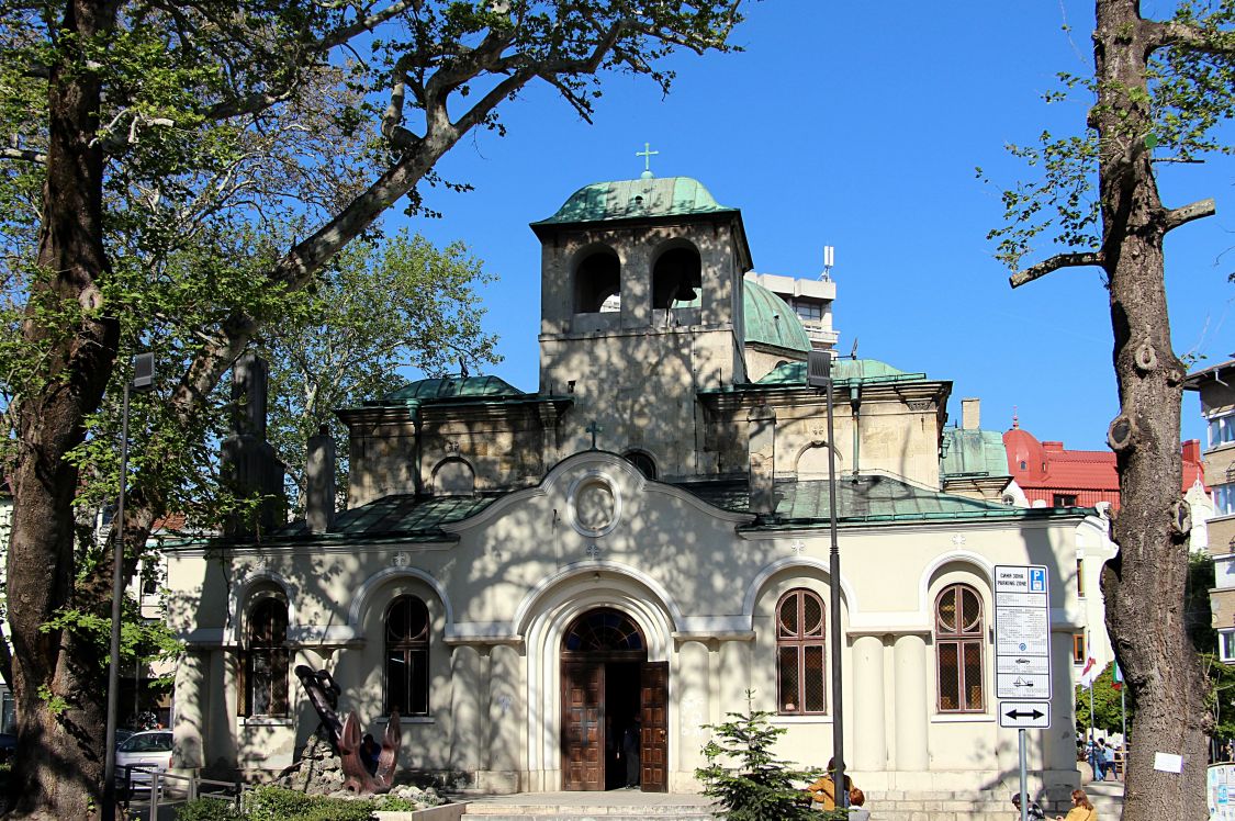 Варна. Церковь Николая Чудотворца. фасады