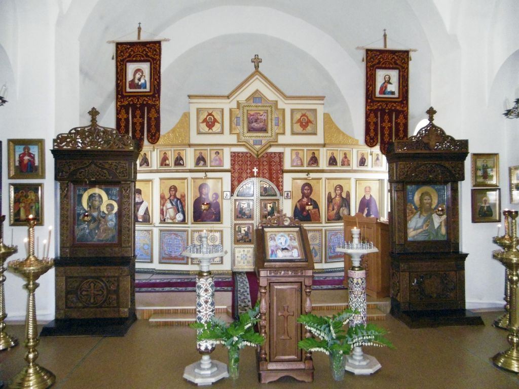 Церковь Рождества Иоанна Предтечи, Оренбург (Оренбург, город, Оренбургская область). интерьер и убранство, Главный иконостас храма