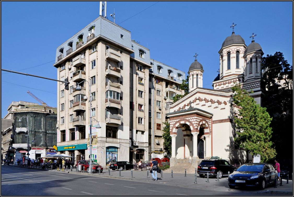 Бухарест, Сектор 3. Церковь Рождества Пресвятой Богородицы и Киприана и Иустины. фасады