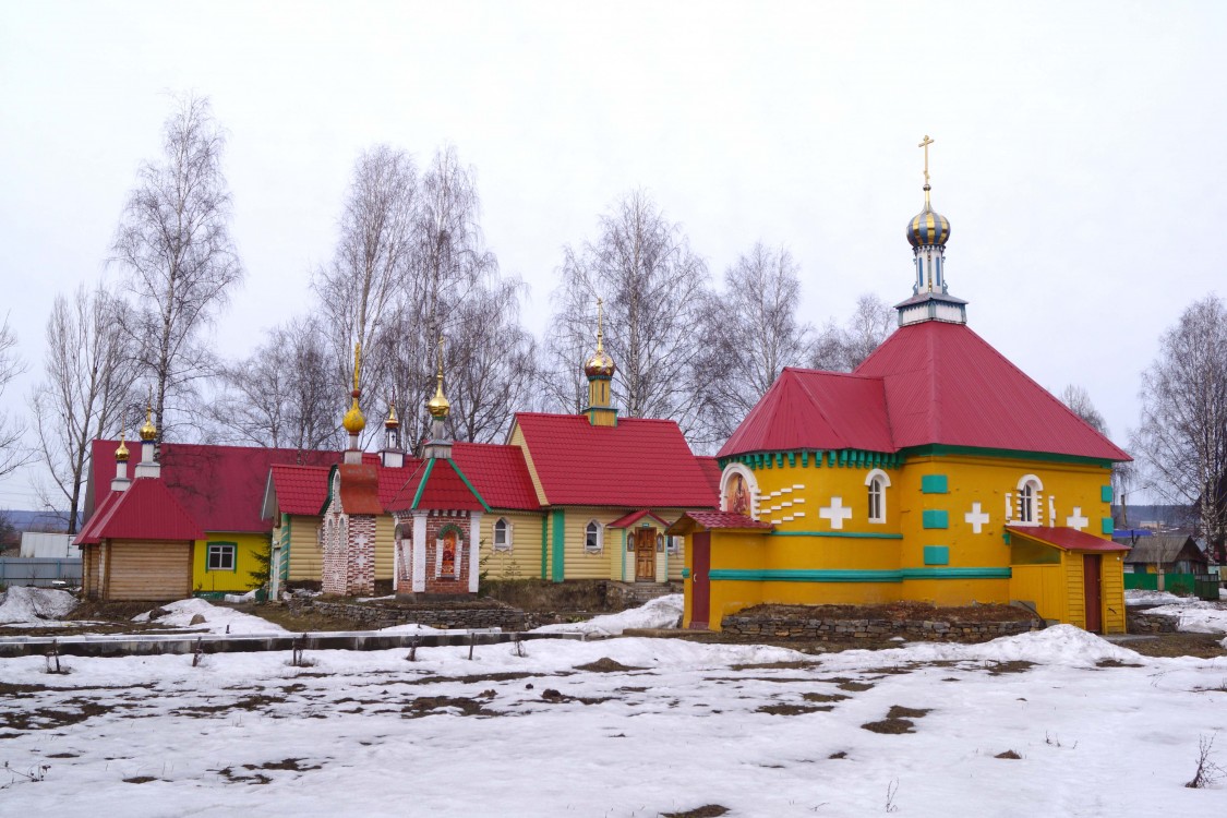 Богородице-Одигитриевское православное сестричество милосердия. Церковь Василия Великого, Аша (Ашинский район, Челябинская область). общий вид в ландшафте