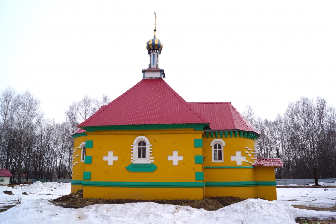 Аша. Богородице-Одигитриевское православное сестричество милосердия. Церковь Василия Великого. фасады