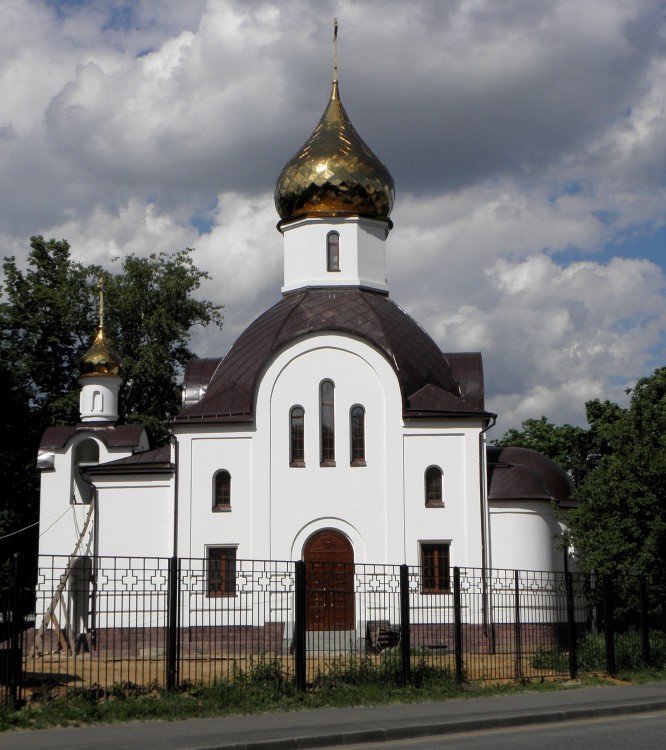 Выхино-Жулебино. Церковь Димитрия, митрополита Ростовского. фасады
