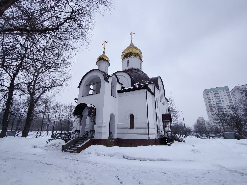 Выхино-Жулебино. Церковь Димитрия, митрополита Ростовского. фасады