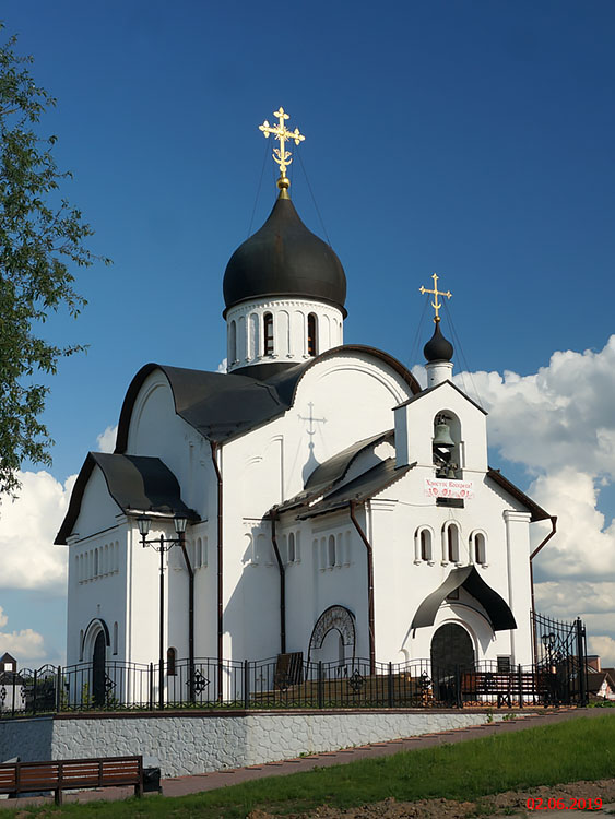 Церковь Новомучеников и исповедников Церкви Русской, Митрополье (Пушкинский район и гг. Ивантеевка, Королёв, Московская область). фасады
