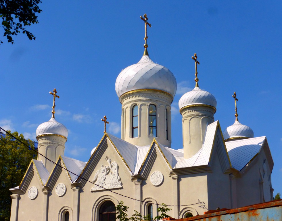 Церковь Успения Пресвятой Богородицы, Челюскинский (Пушкинский район и гг. Ивантеевка, Королёв, Московская область). архитектурные детали