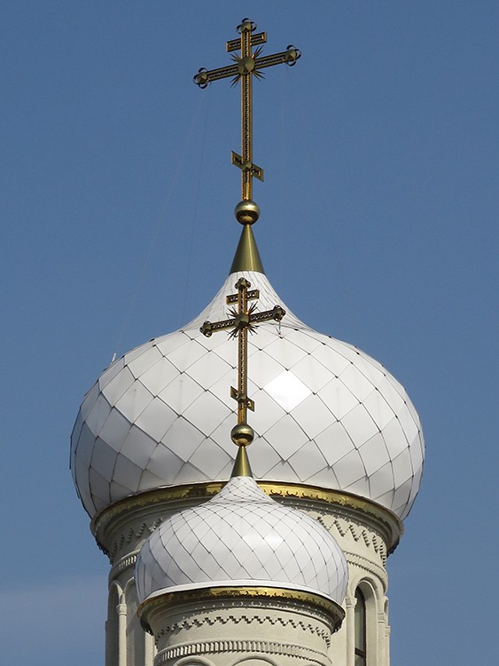 Челюскинский. Церковь Успения Пресвятой Богородицы. фасады