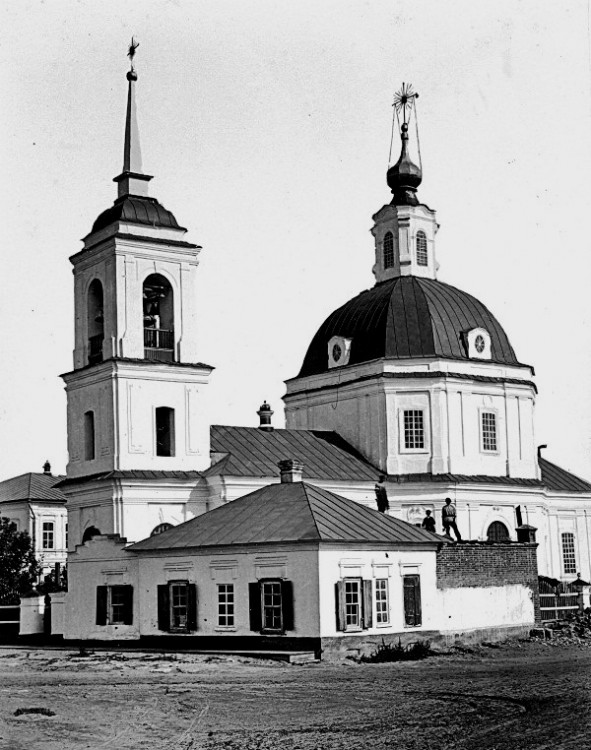 Камышин. Церковь Димитрия Солунского (старая). архивная фотография, Фото с сайта http://www.volgaprav.ru/2012/10/o-stroitelstve-xramov-kolokolnom-zvone-kupce-izverge-i-lyudskoj-molve/#.Vh_dyW4ildi