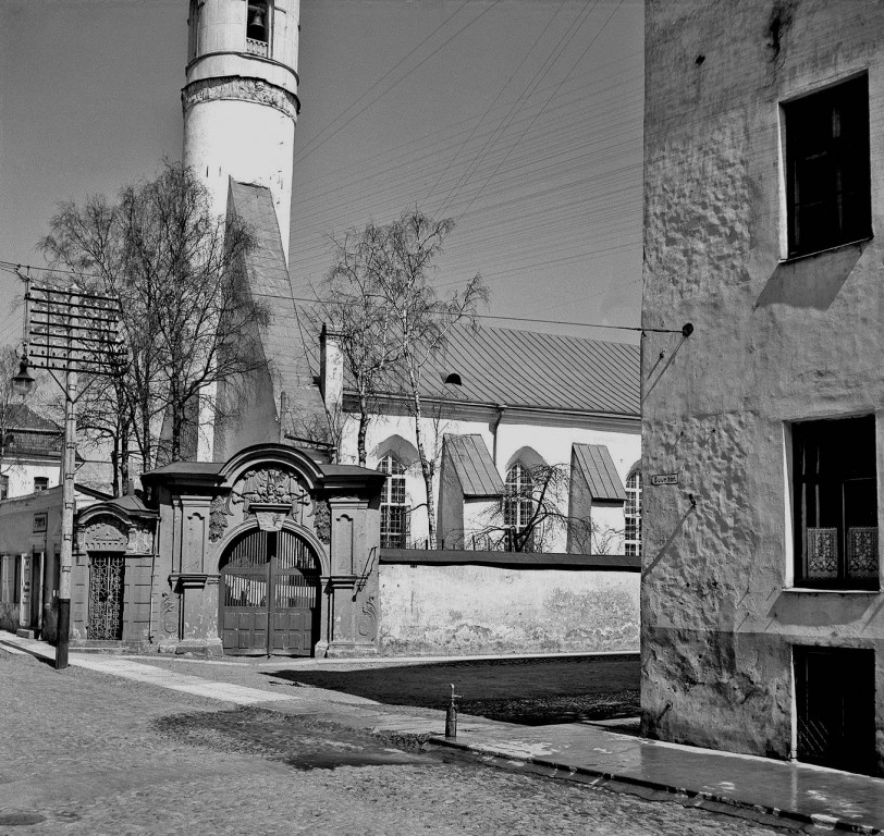 Собор Преображения Господня, Нарва (Ида-Вирумаа, Эстония). архивная фотография, Фото с сайта http://tellis.ucoz.ru/publ/o_samoj_pervoj_v_narve_kamennoj_pravoslavnoj_cerkvi_iz_doshvedskoj_ehpokhi_s_ehkskursom_v_istoriju_goroda_lekcija_arkhitektora_a_p_aplaksina/3-1-0-365