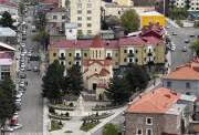 Церковь Тамары Царицы, Церковь в городской застройке, вид из крепости Рабат<br>, Ахалцихе, Самцхе-Джавахети, Грузия