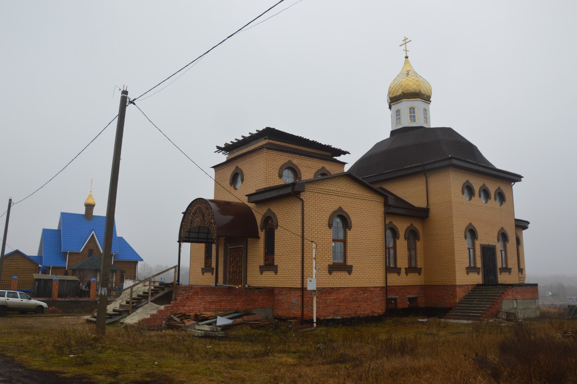 Муравлево. Церковь Луки (Войно-Ясенецкого) (строящаяся). фасады