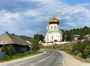 Сыростан. Воздвижения Креста Господня, церковь