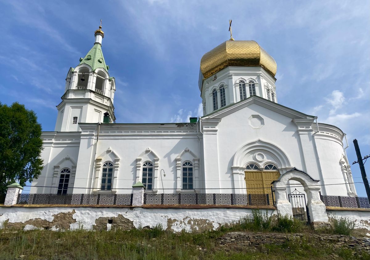 Сыростан. Церковь Воздвижения Креста Господня. фасады, Южный фасад