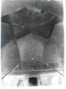 Церковь Николая Чудотворца, что в Мясниках, Церковь Николая Чудотворца в Мясниках, (разобрана осенью 1928 г.). Вид на своды. Снимок Торопова С. А. 1920-х из фототеки ГНИМА ОФ-5903/70, Москва, Центральный административный округ (ЦАО), г. Москва