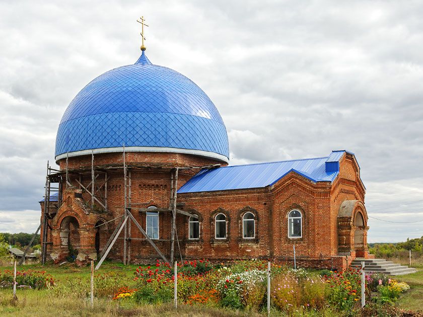 Ира. Церковь Покрова Пресвятой Богородицы. документальные фотографии