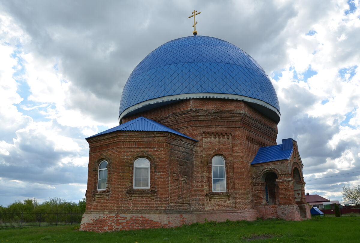 Церковь Покрова Пресвятой Богородицы, Ира (Кирсановский район и г. Кирсанов, Тамбовская область). фасады