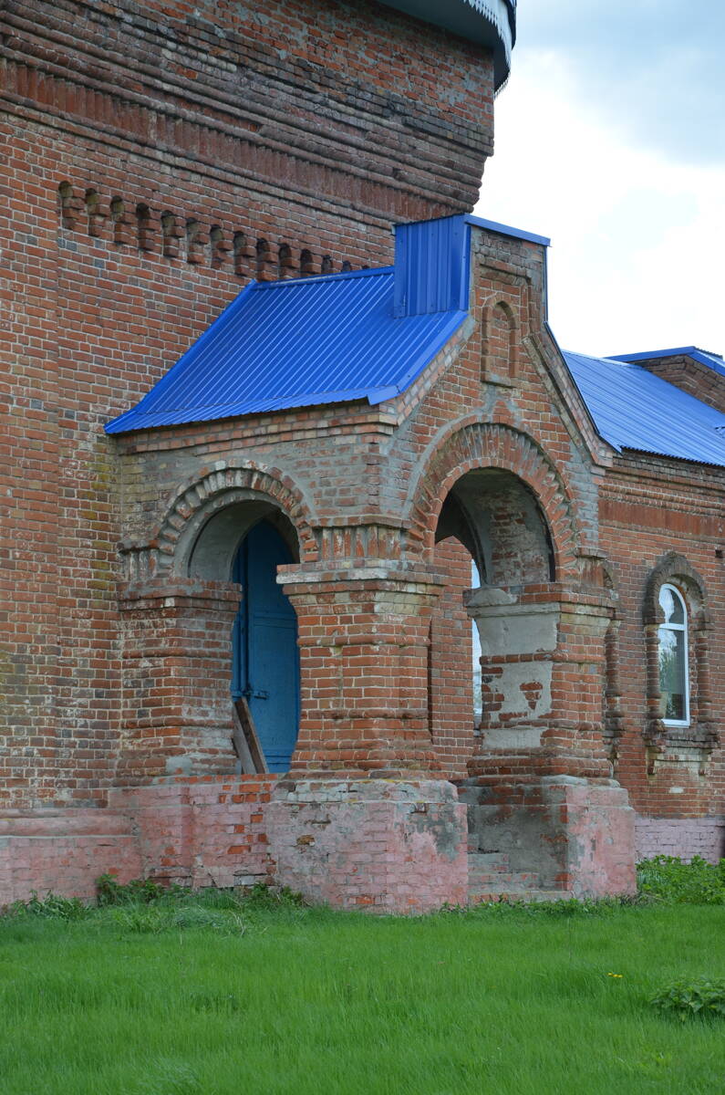 Церковь Покрова Пресвятой Богородицы, Ира (Кирсановский район и г. Кирсанов, Тамбовская область). архитектурные детали