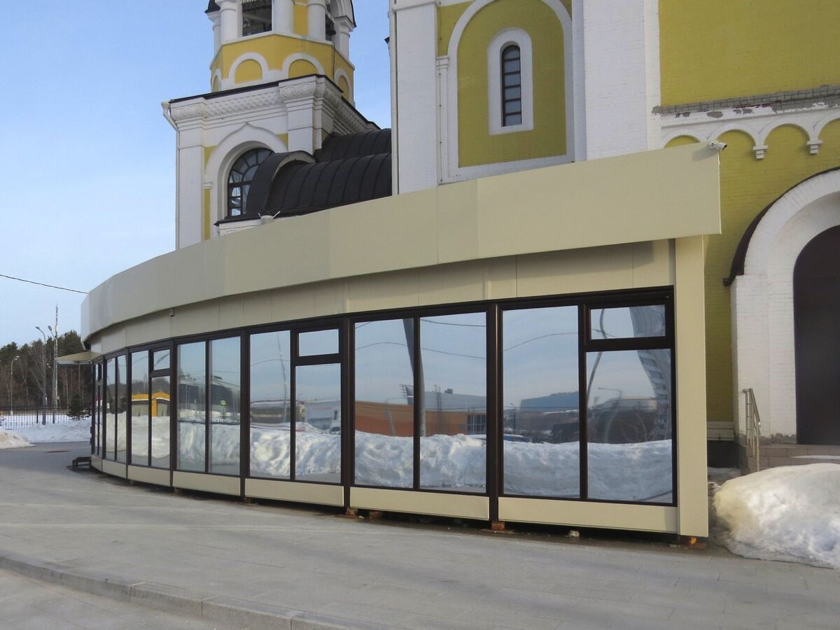 Церковь Александра Невского в Пыхтине (Солнцево-Парке), Пыхтино (Новомосковский административный округ (НАО), г. Москва). дополнительная информация, Церковная лавка