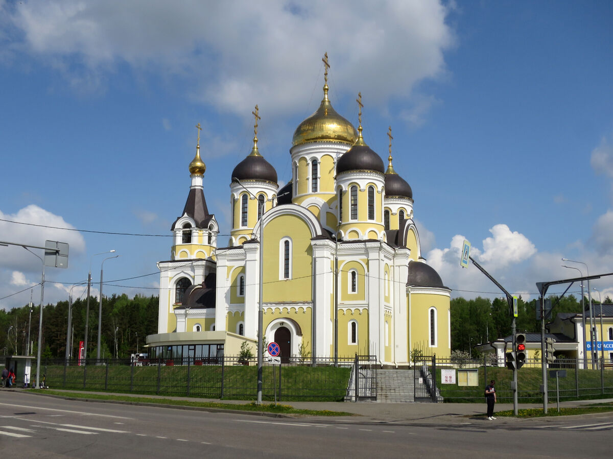Церковь Александра Невского в Пыхтине (Солнцево-Парке), Пыхтино (Новомосковский административный округ (НАО), г. Москва). фасады