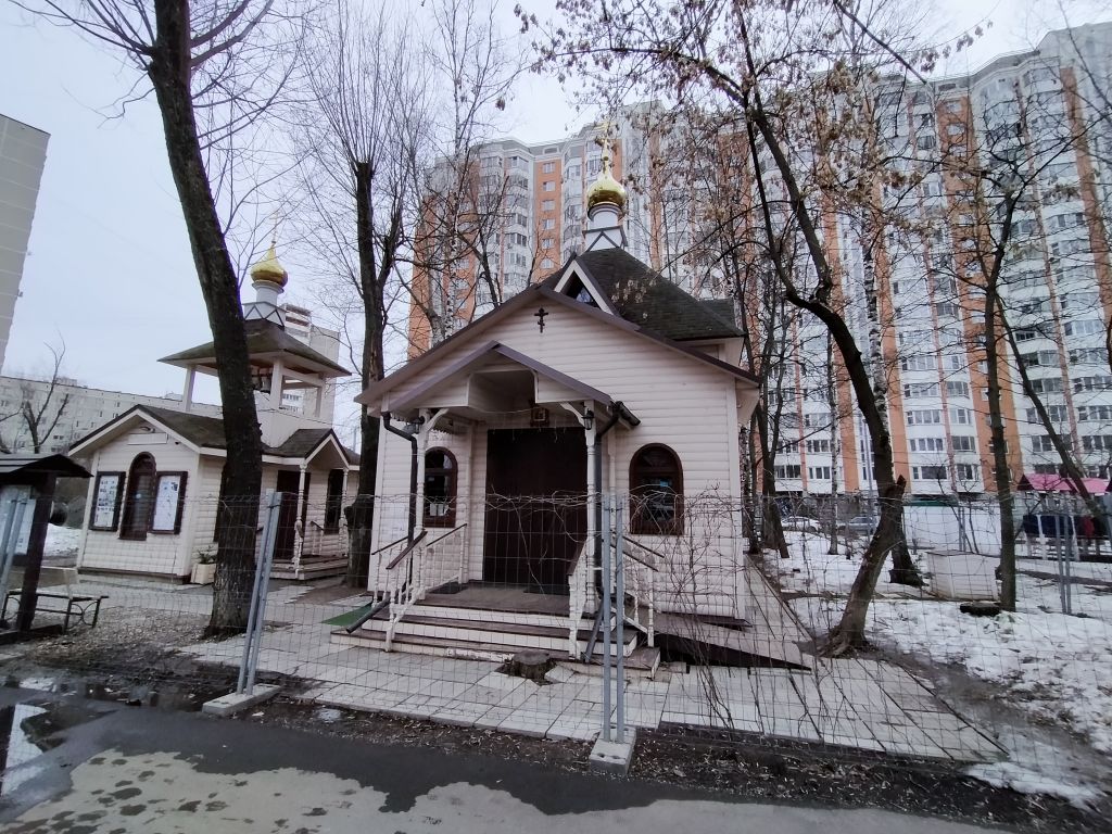 Церковь Ксении Петербургской в Бескудникове (временная), Бескудниковский (Северный административный округ (САО), г. Москва). фасады
