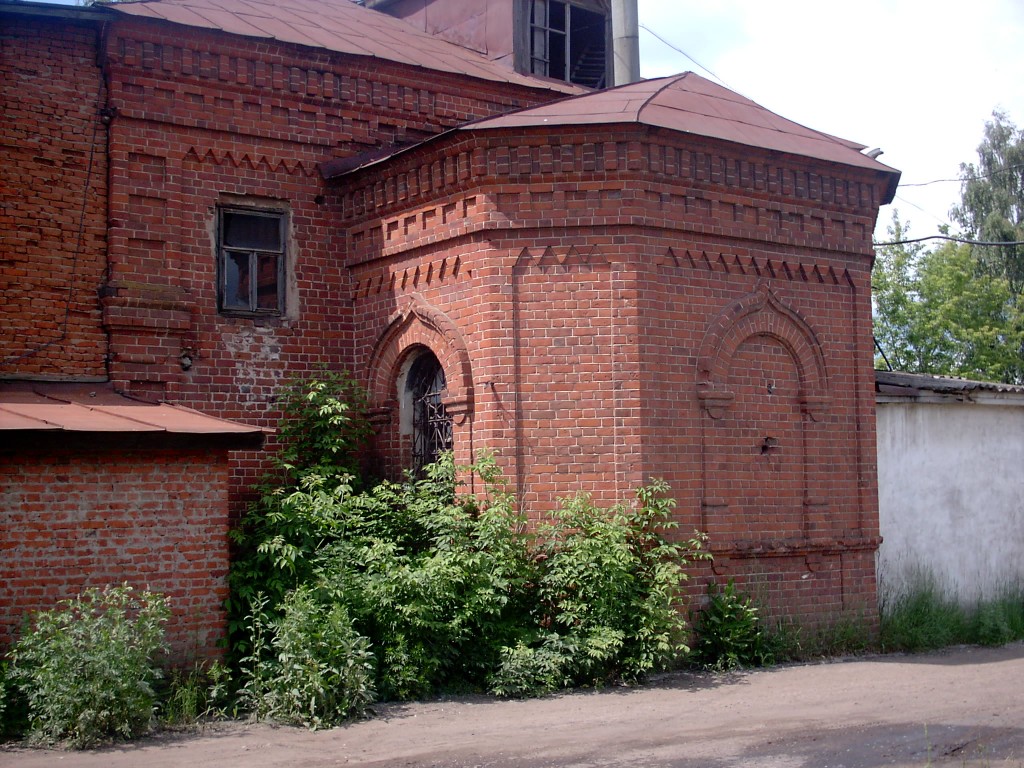 Церковь Троицы Живоначальной, Камбарка (Камбарский район, Республика Удмуртия). архитектурные детали, Часть храма