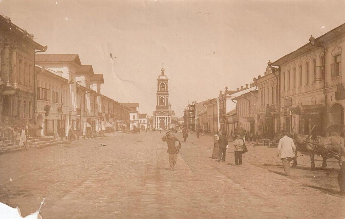 Муром. Церковь Рождества Христова. архивная фотография, Христорождественская церковь в перспективе Московской улицы, 1902-1903 г.г. 