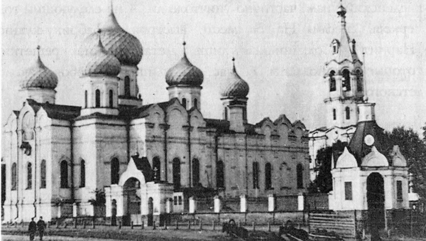 Иваново. Церковь Вознесения Господня (старая). архивная фотография, Фото с сайта http://ok.ru/group/52956966420584/album/53000548122728/530693603176