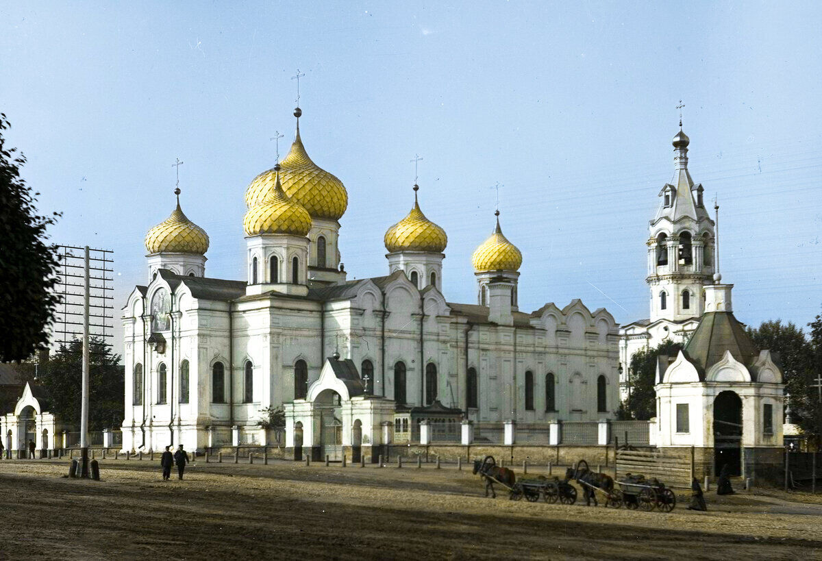 Церковь Вознесения Господня (старая), Иваново (Иваново, город, Ивановская область). архивная фотография, Раскрашенная фотография с видом церкви Вознесения Господня, датированная 1910-м годом.