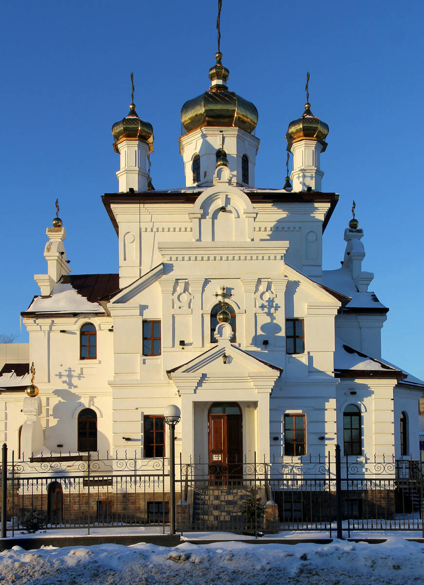 Церковь Сретения Господня, Юрга (Юргинский район, Кемеровская область). архитектурные детали, Западный фасад.