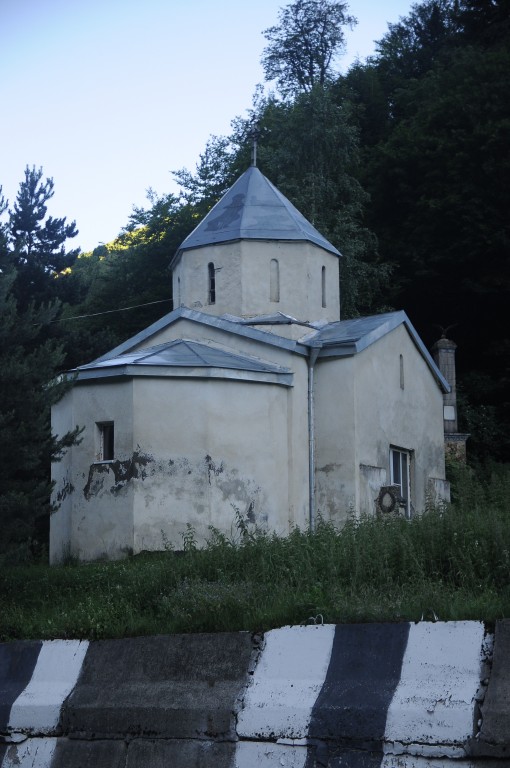 Уанел. Церковь Всех Святых. фасады