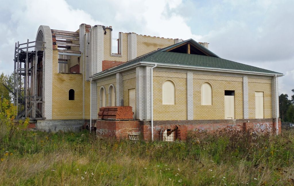 Исток. Церковь Николая Чудотворца (строящаяся). документальные фотографии