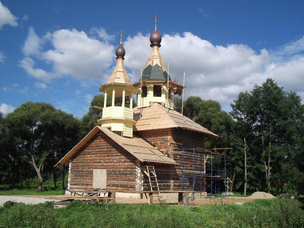 Церковь Трех Святителей, Камельгино (Дзержинский район, Калужская область). фасады, Фото Людмилы Васильковой