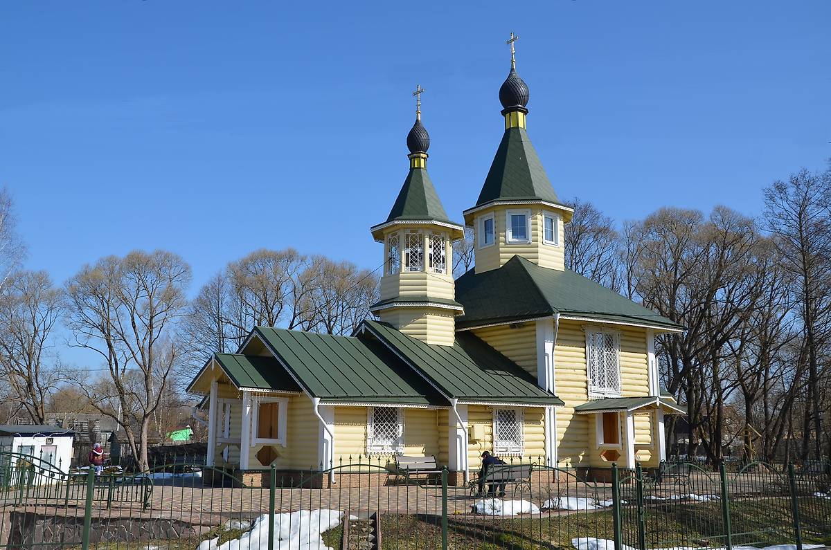 фасады. Церковь Трех Святителей, Камельгино (Дзержинский район, Калужская область)